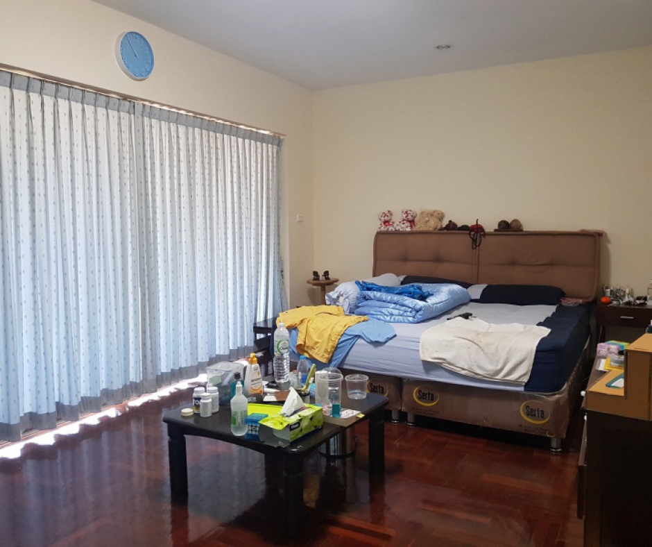ห้องนอนขนาดใหญ่ (Master Bedroom) มีห้องน้ำในตัว ปรับปรุงใหม่ได้ตามสไตล์คุณ