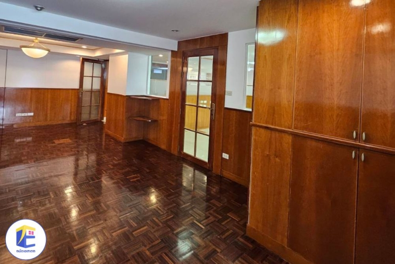 Investment-property-Silom-ITF-Palace-132sqm-for-sale