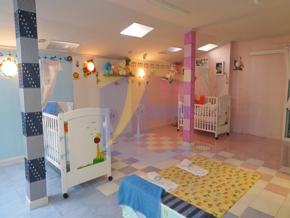 บ้านเดี่ยว ม.สินธนา ซ.นวลจันทร์ 50 พท 120 ตรว.เพียง5นาทีถึงจุดขึ้นทางด่วน บึงกุ่ม ตกแต่งเฟอร์นิเจอร์อย่างดีพร้อมอยู่
