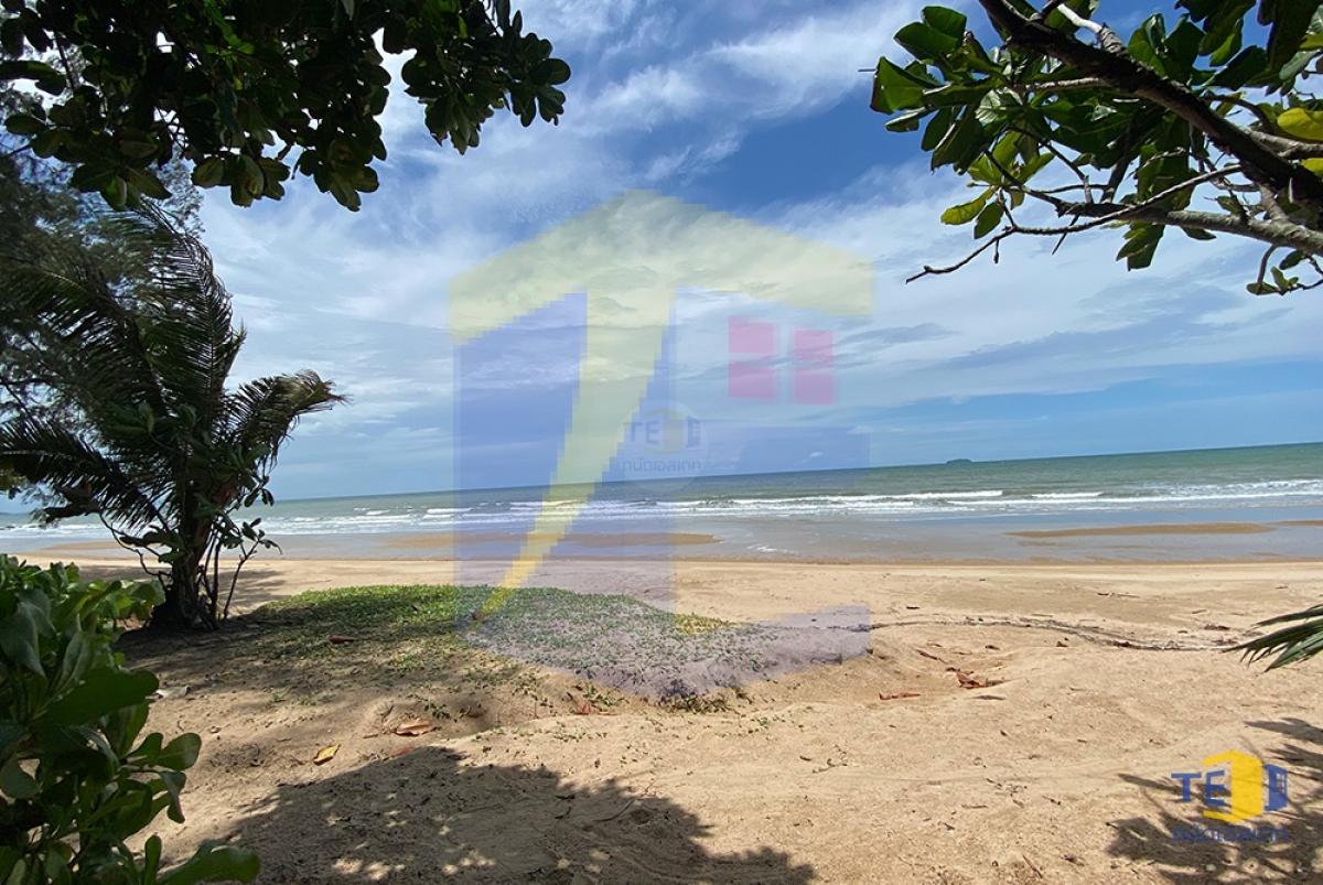 บ้านพักตากอากาศติดริมทะเลหาดส่วนตัว (หาดแม่พิมพ์) หมู่บ้านโอเชี่ยนไซด์ เพลส Ocean side place 